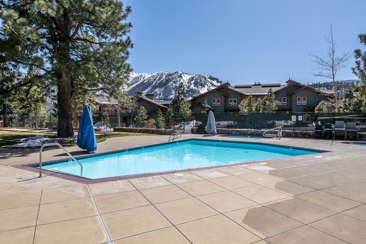 Ski In Ski Out Juniper Springs Lodge #351 Luxury Slope-Side 2 Bedrm 2 Bath End Unit! Mammoth Lakes Exterior photo