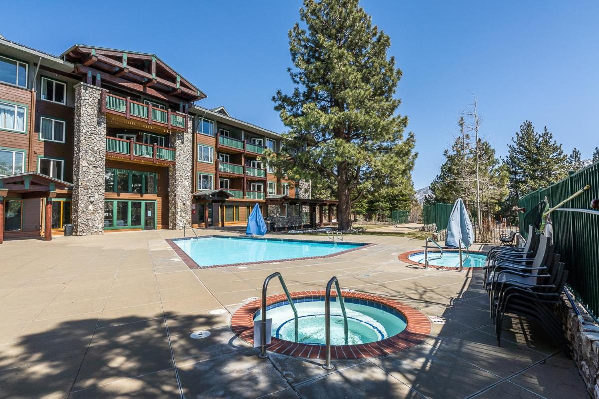 Ski In Ski Out Juniper Springs Lodge #351 Luxury Slope-Side 2 Bedrm 2 Bath End Unit! Mammoth Lakes Exterior photo